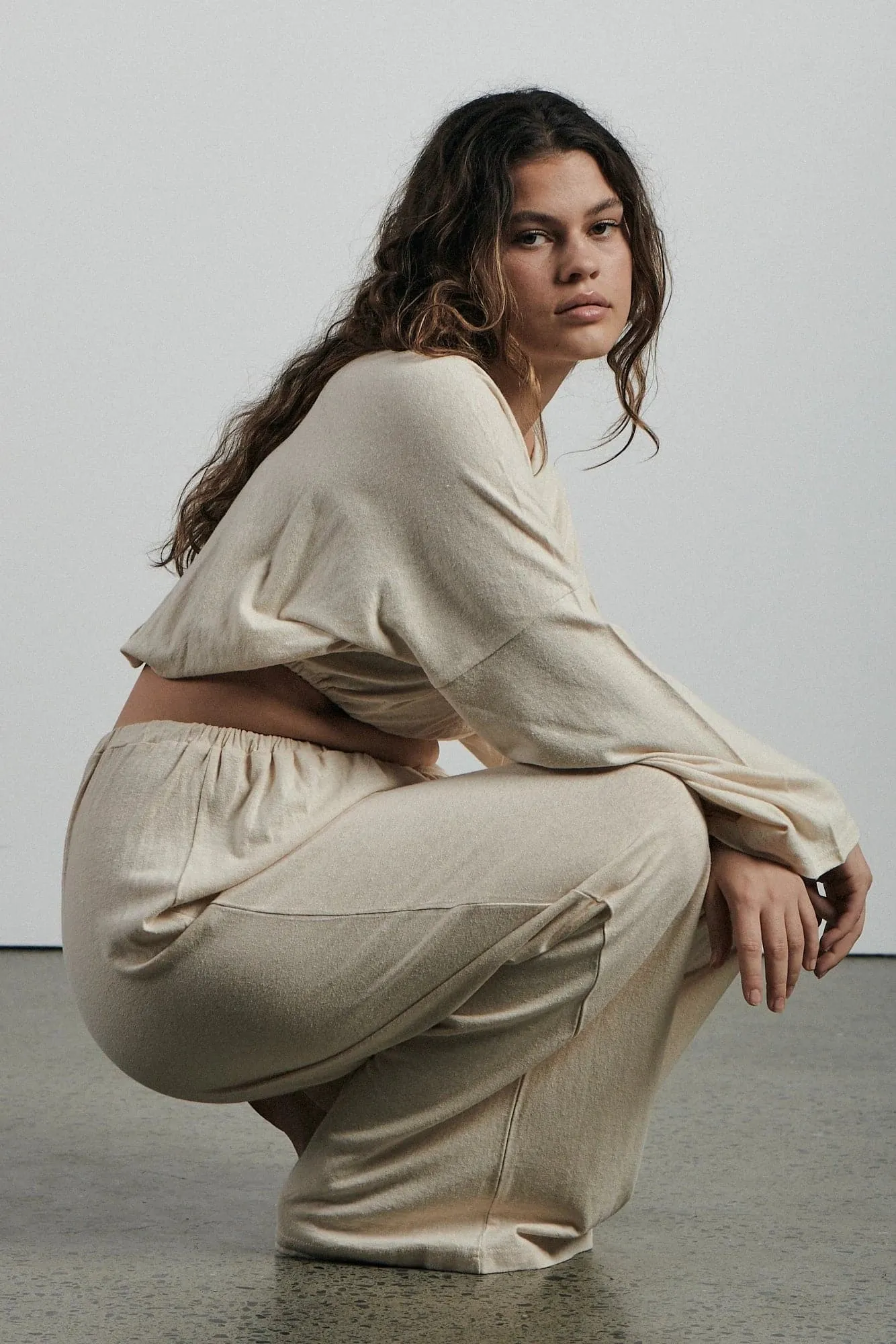 BARE THE LOUNGE SWEATER - NATURAL