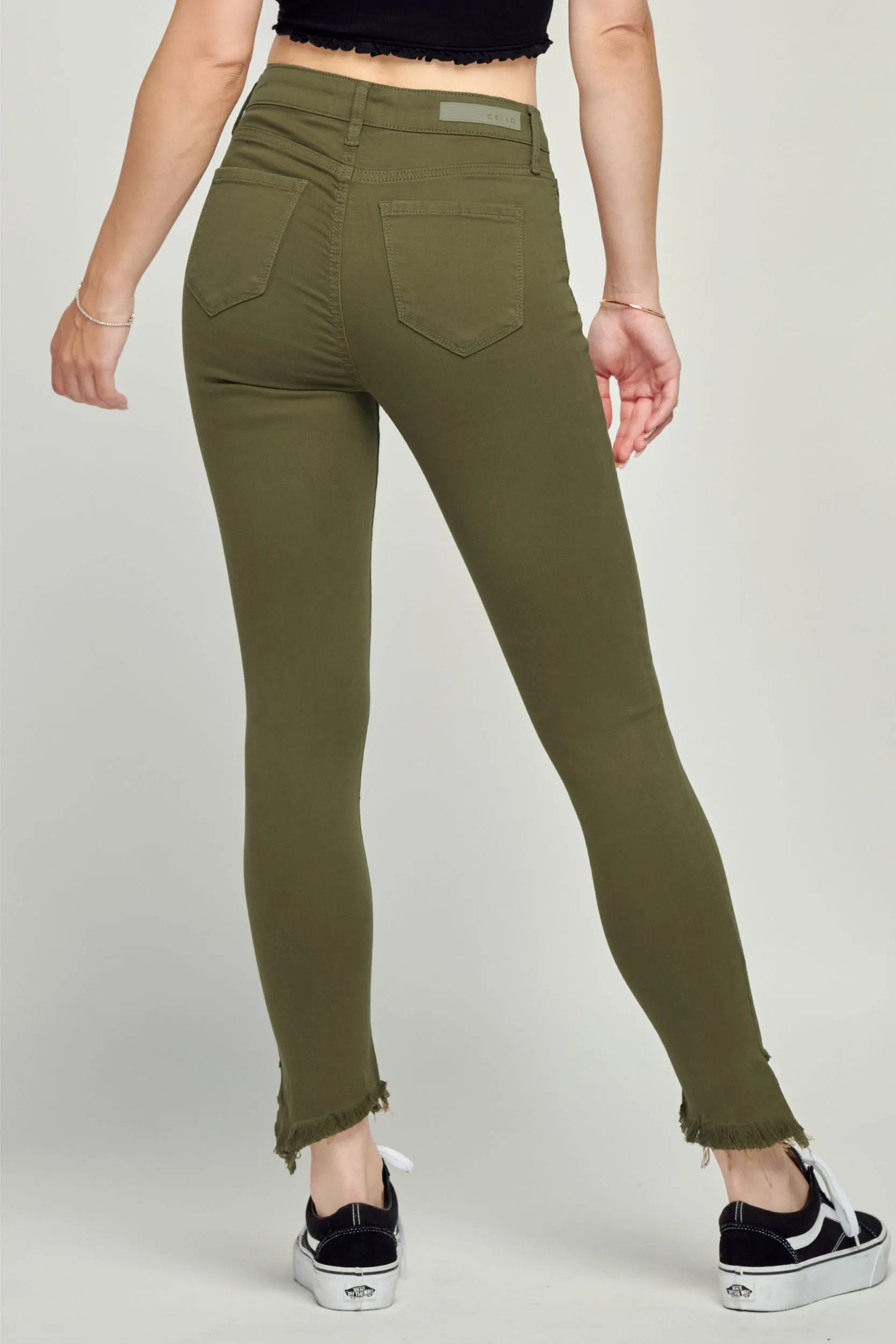 Frayed Hem Skinny Jeans