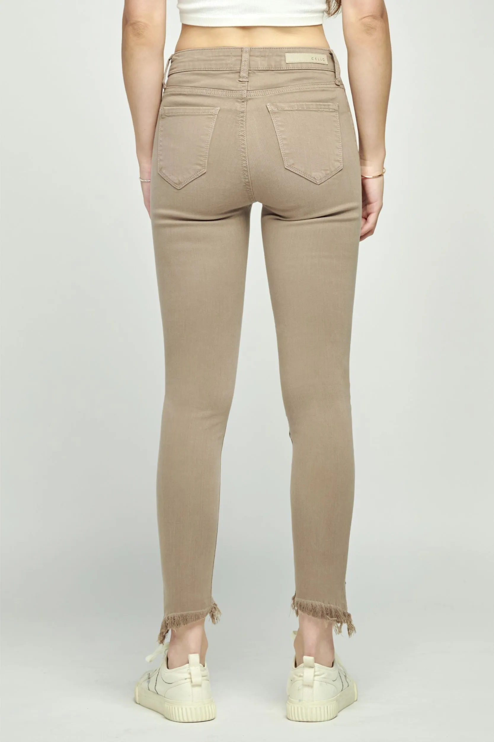 Frayed Hem Skinny Jeans