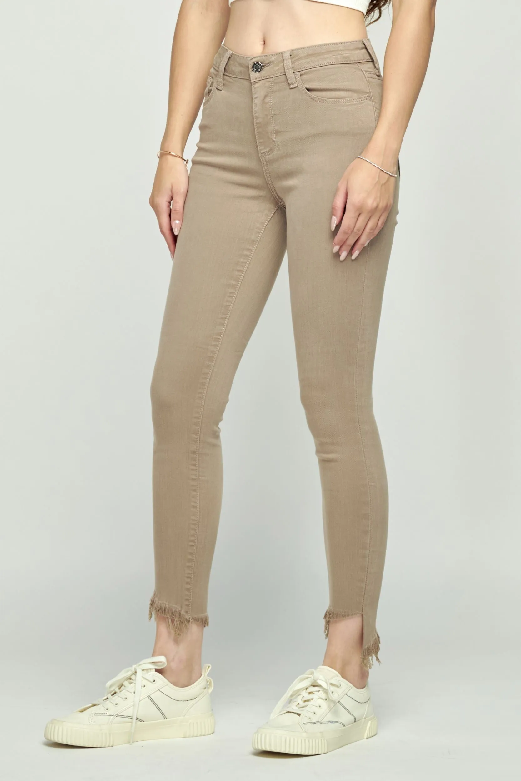 Frayed Hem Skinny Jeans