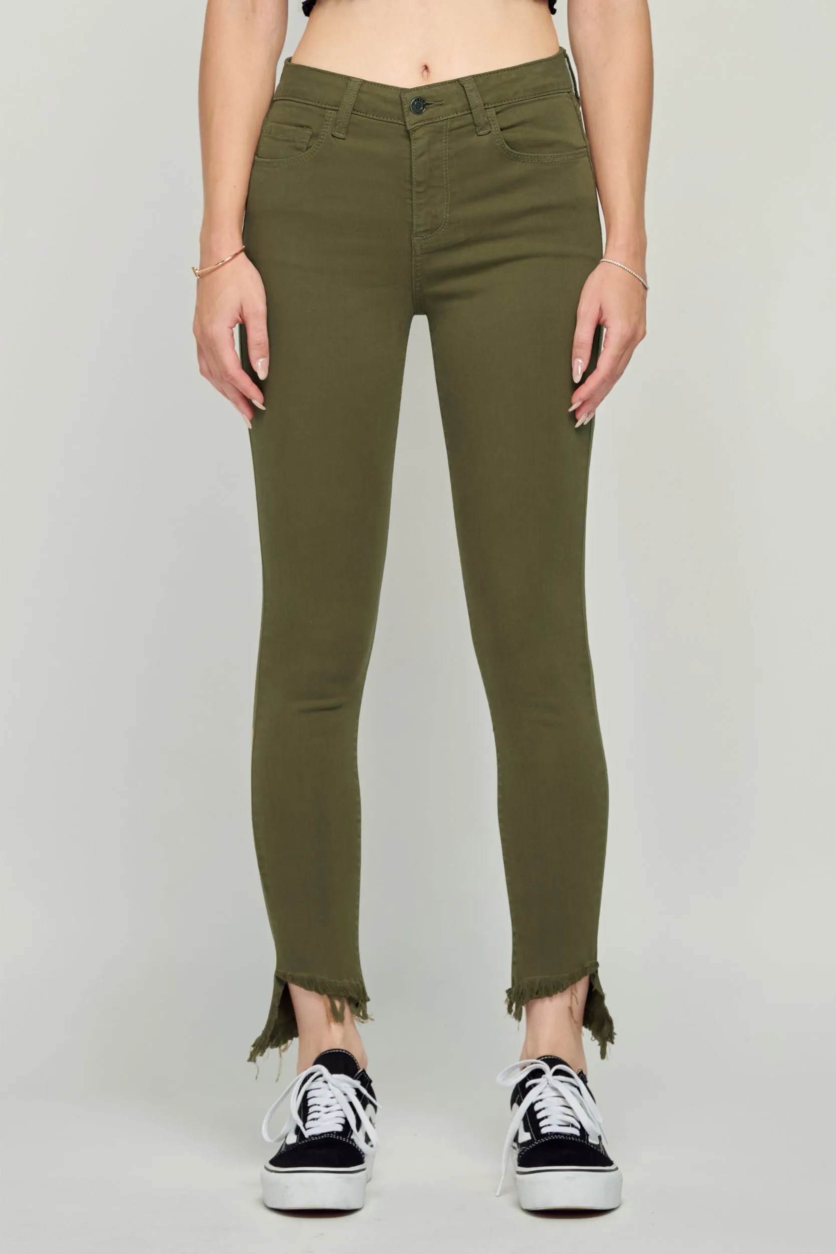 Frayed Hem Skinny Jeans