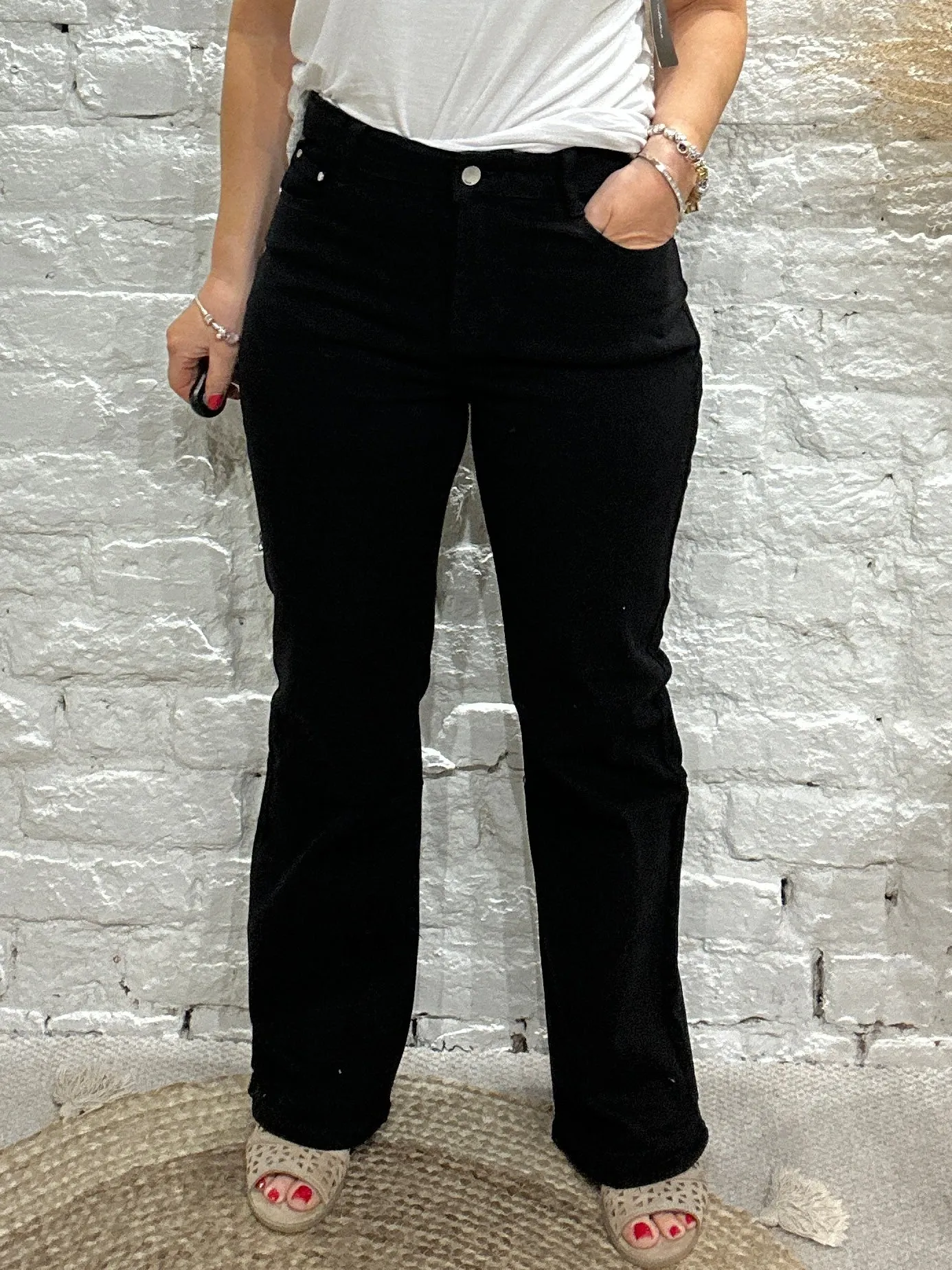 The G Smack Paris Mary Jane Stretch Straight Wide Leg Jeans in Black