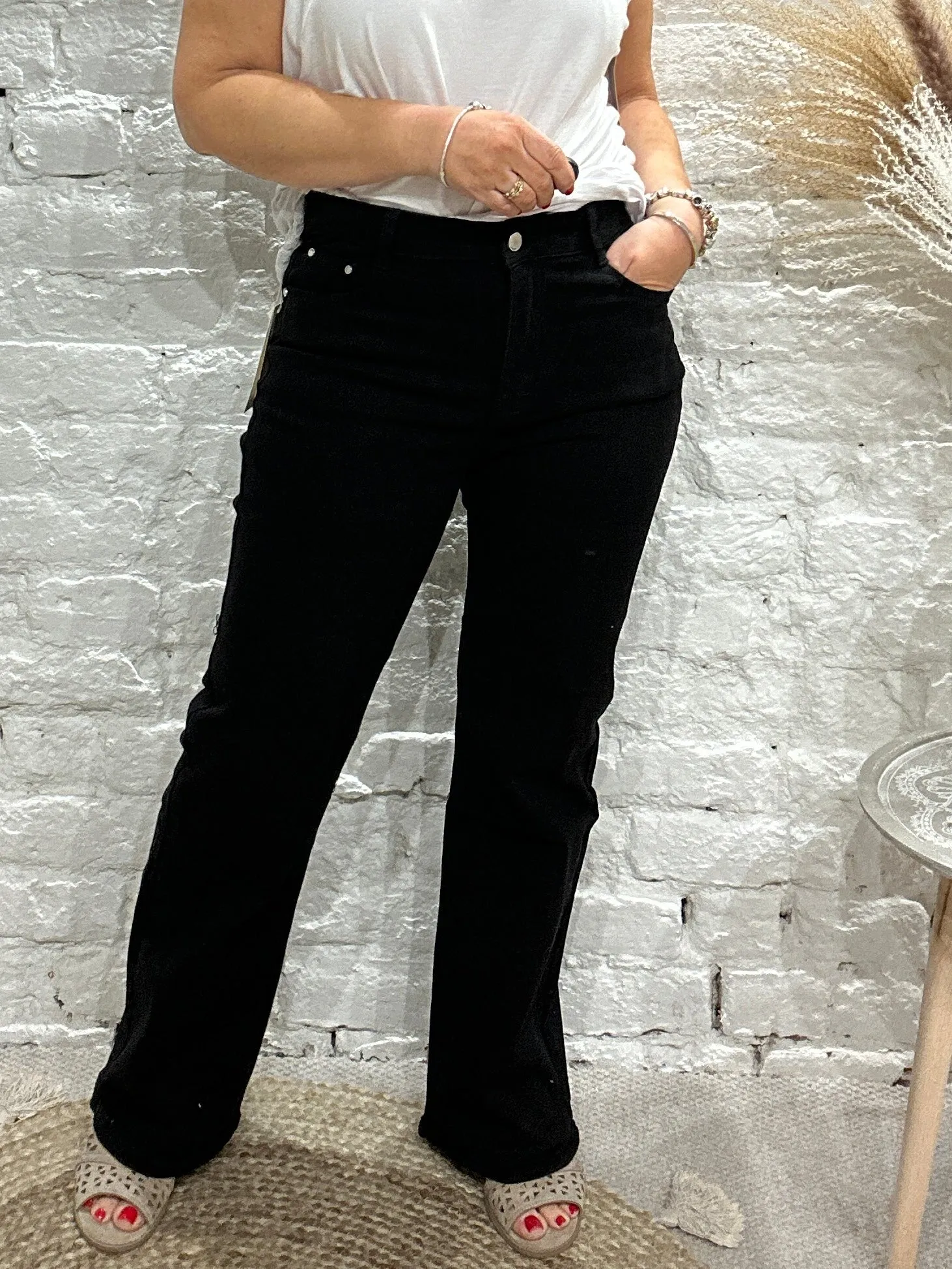 The G Smack Paris Mary Jane Stretch Straight Wide Leg Jeans in Black